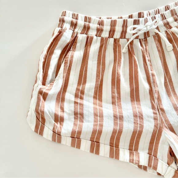 | billabong • road trippin light brown striped short • small | - Picture 13 of 13